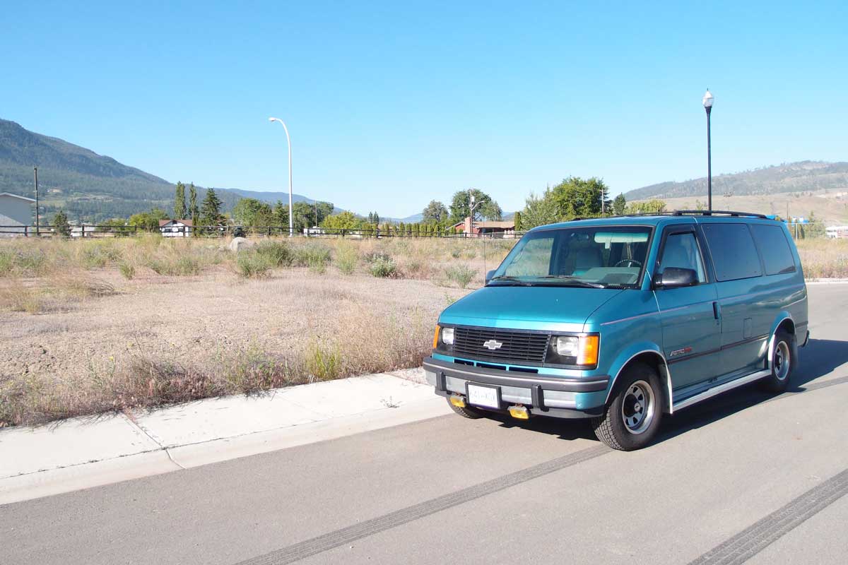 Chevrolet Astro Van 1994 green